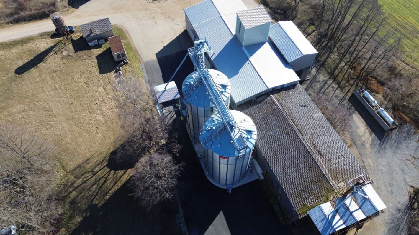2 Skladovací obilná sila MYSILO - FARMIX a.s.