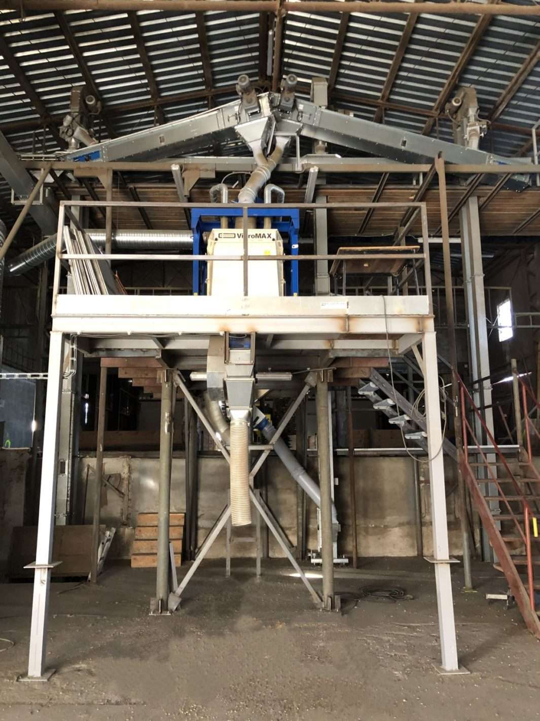 Čistička obilí Vibromax JCM 10222 C1P0A2