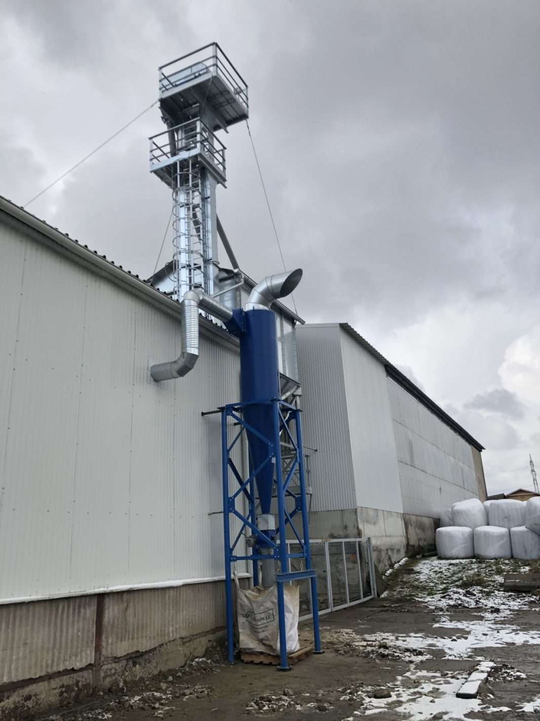 Podjezdové silo